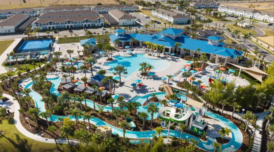 Davenport, Florida 33897, 10 Bedroom Bedrooms, ,8 Bathroombathrooms,Residential,For Sale,Lana,0,Mfro6441426