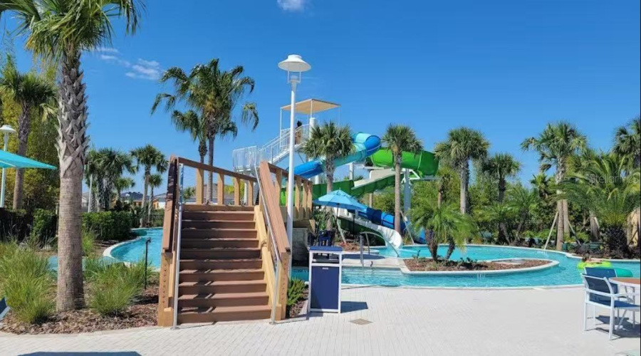 Davenport, Florida 33897, 10 Bedroom Bedrooms, ,8 Bathroombathrooms,Residential,For Sale,Lana,0,Mfro6441426