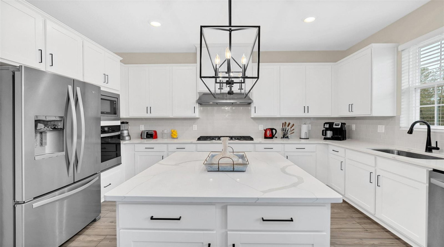 Kissimmee, Florida 34747, 3 Bedroom Bedrooms, ,2 Bathroombathrooms,Residential,For Sale,Remick,0,Mfro6441425