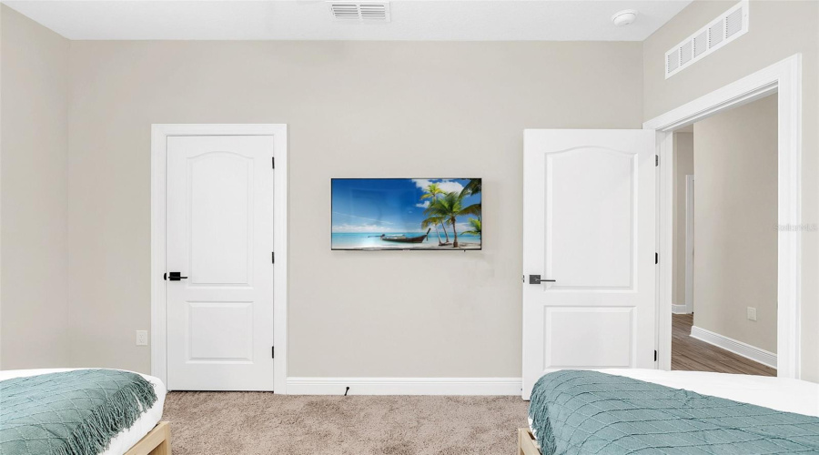 Kissimmee, Florida 34747, 3 Bedroom Bedrooms, ,2 Bathroombathrooms,Residential,For Sale,Remick,0,Mfro6441425