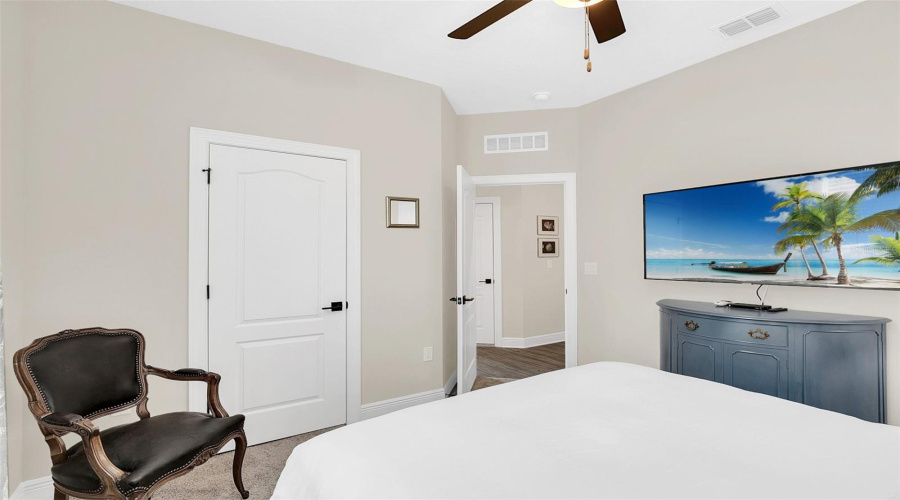 Kissimmee, Florida 34747, 3 Bedroom Bedrooms, ,2 Bathroombathrooms,Residential,For Sale,Remick,0,Mfro6441425