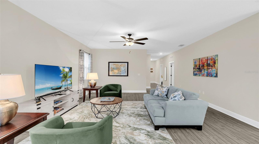 Kissimmee, Florida 34747, 3 Bedroom Bedrooms, ,2 Bathroombathrooms,Residential,For Sale,Remick,0,Mfro6441425
