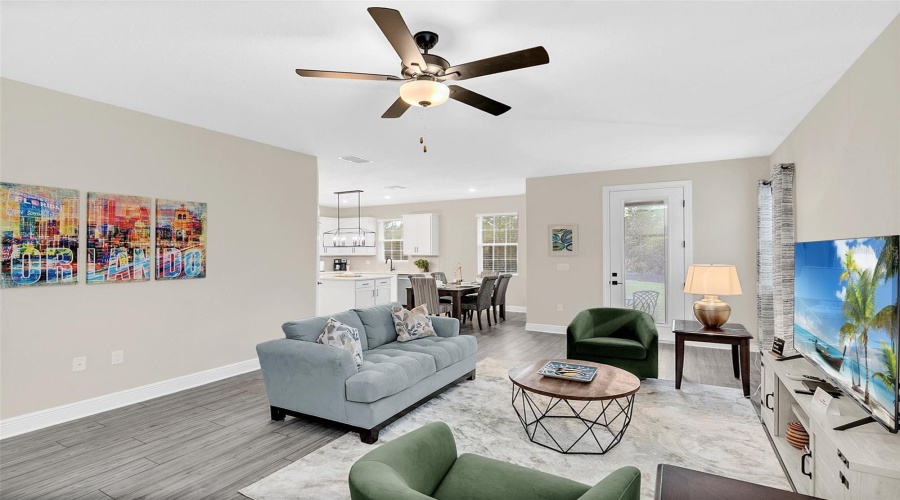 Kissimmee, Florida 34747, 3 Bedroom Bedrooms, ,2 Bathroombathrooms,Residential,For Sale,Remick,0,Mfro6441425