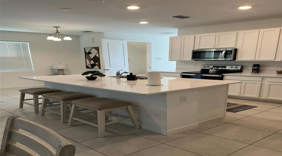 Davenport, Florida 33896, 3 Bedroom Bedrooms, ,2 Bathroombathrooms,Residential,For Sale,Discovery Street,0,Mfrs5152943
