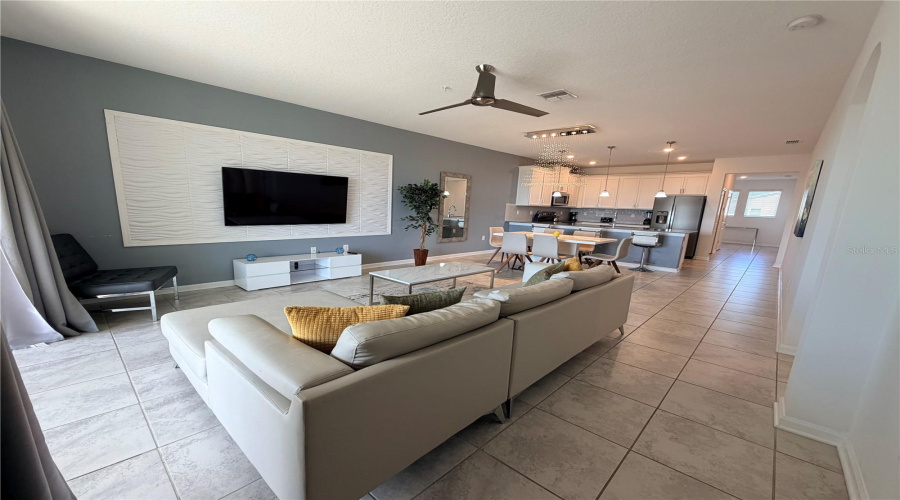 Davenport, Florida 33896, 3 Bedroom Bedrooms, ,2 Bathroombathrooms,Residential,For Sale,Challenge,0,Mfro6398678