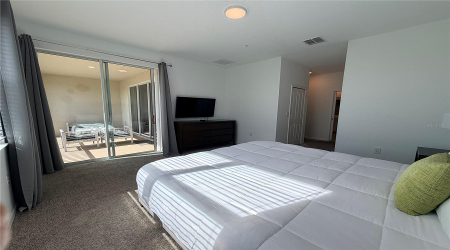 Davenport, Florida 33896, 3 Bedroom Bedrooms, ,2 Bathroombathrooms,Residential,For Sale,Challenge,0,Mfro6398678