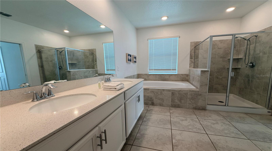 Davenport, Florida 33896, 3 Bedroom Bedrooms, ,2 Bathroombathrooms,Residential,For Sale,Challenge,0,Mfro6398678