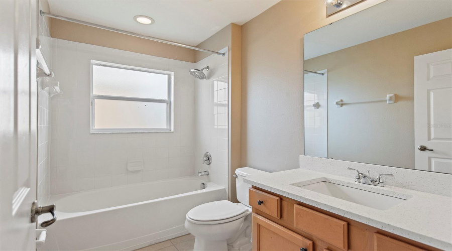 Davenport, Florida 33837, 5 Bedroom Bedrooms, ,4 Bathroombathrooms,Residential,For Sale,African Daisy,0,Mfro6441259