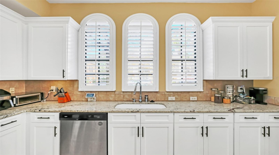 Palladium Style Windows