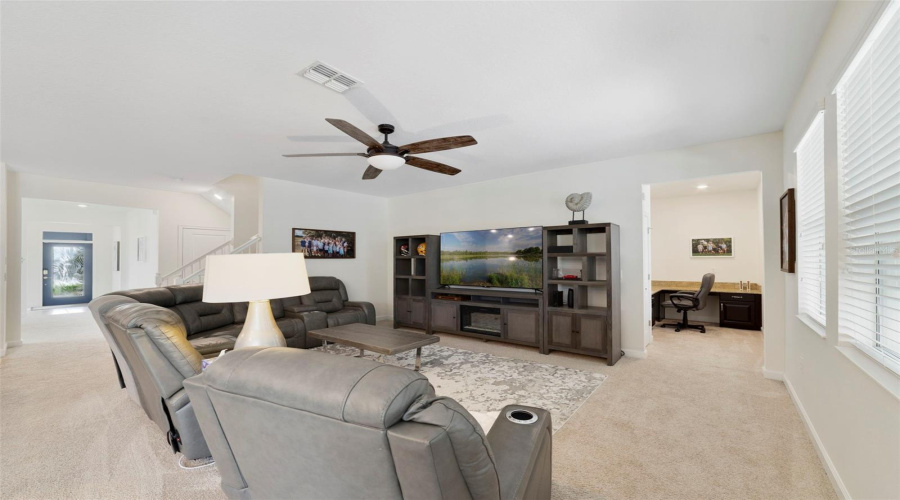 Davenport, Florida 33896, 5 Bedroom Bedrooms, ,3 Bathroombathrooms,Residential,For Sale,Pro Shop,0,Mfro6441544