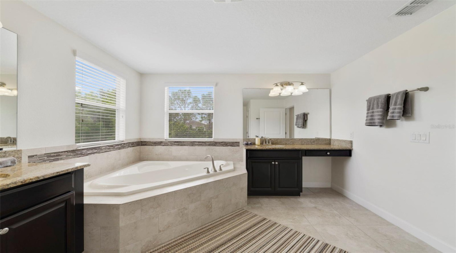 Davenport, Florida 33896, 5 Bedroom Bedrooms, ,3 Bathroombathrooms,Residential,For Sale,Pro Shop,0,Mfro6441544