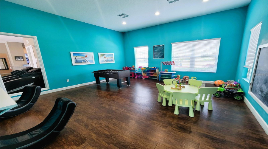 Kissimmee, Florida 34747, 4 Bedroom Bedrooms, ,3 Bathroombathrooms,Residential,For Sale,Shine,0,Mfro6441442