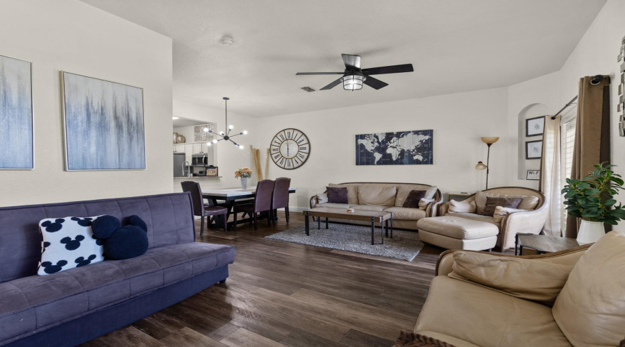 Davenport, Florida 33897, 3 Bedroom Bedrooms, ,2 Bathroombathrooms,Residential,For Sale,Calabria,0,Mfro6437337