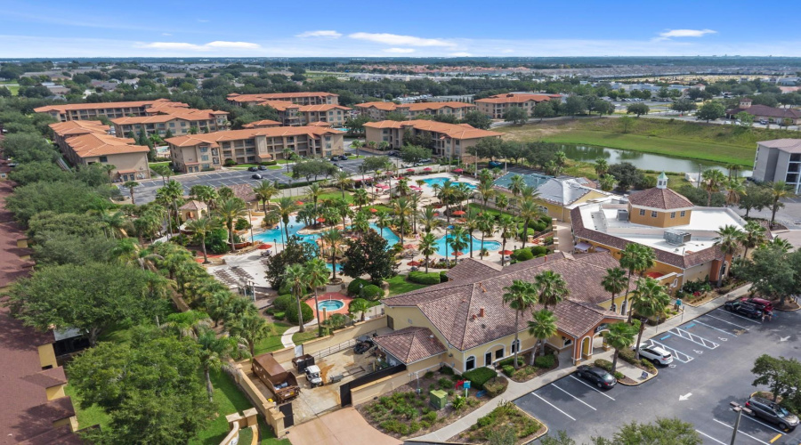 Davenport, Florida 33897, 3 Bedroom Bedrooms, ,2 Bathroombathrooms,Residential,For Sale,Calabria,0,Mfro6437337