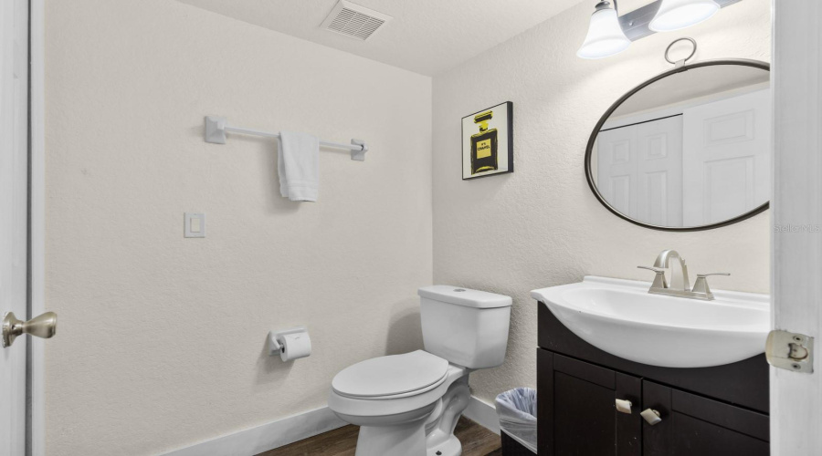 Davenport, Florida 33897, 3 Bedroom Bedrooms, ,2 Bathroombathrooms,Residential,For Sale,Calabria,0,Mfro6437337