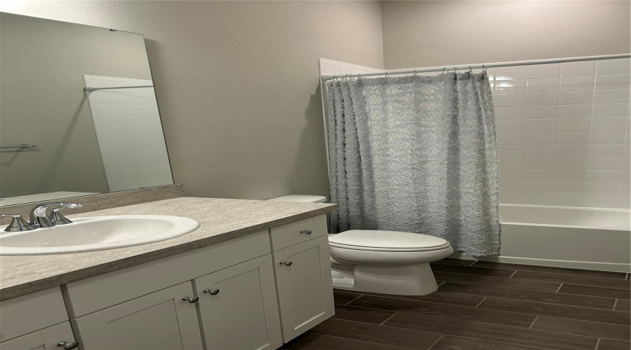 Kissimmee, Florida 34747, 2 Bedroom Bedrooms, ,2 Bathroombathrooms,Residential,For Sale,Key Bay,0,Mfro6441509