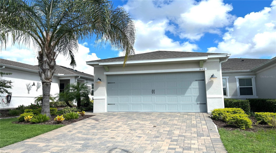 Kissimmee, Florida 34747, 2 Bedroom Bedrooms, ,2 Bathroombathrooms,Residential,For Sale,Key Bay,0,Mfro6441509