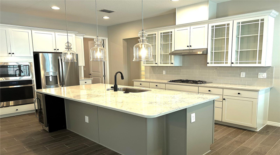 Kissimmee, Florida 34747, 2 Bedroom Bedrooms, ,2 Bathroombathrooms,Residential,For Sale,Key Bay,0,Mfro6441509
