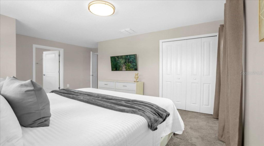 Davenport, Florida 33896, 5 Bedroom Bedrooms, ,4 Bathroombathrooms,Residential,For Sale,Stinger,0,Mfro6441627