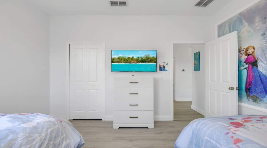 Davenport, Florida 33896, 4 Bedroom Bedrooms, ,3 Bathroombathrooms,Residential,For Sale,Madison,0,Mfro6441609