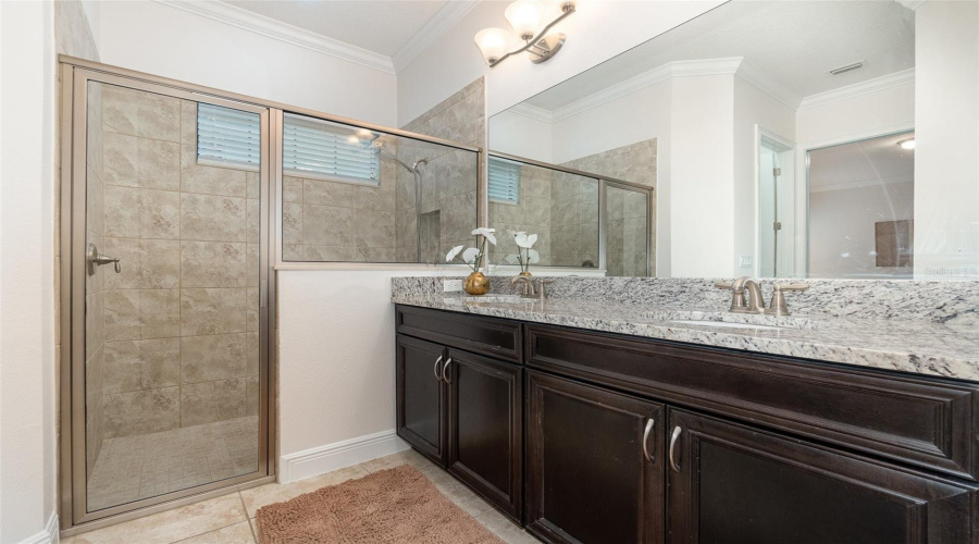 Kissimmee, Florida 34747, 5 Bedroom Bedrooms, ,5 Bathroombathrooms,Residential,For Sale,Desert Mountain,0,Mfro6440502