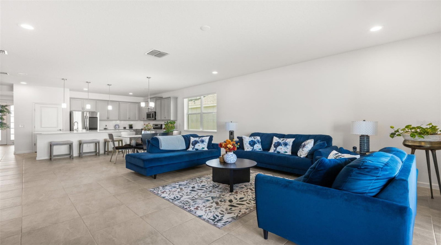Davenport, Florida 33837, 3 Bedroom Bedrooms, ,2 Bathroombathrooms,Residential,For Sale,Rosedale,0,Mfrtb8546303