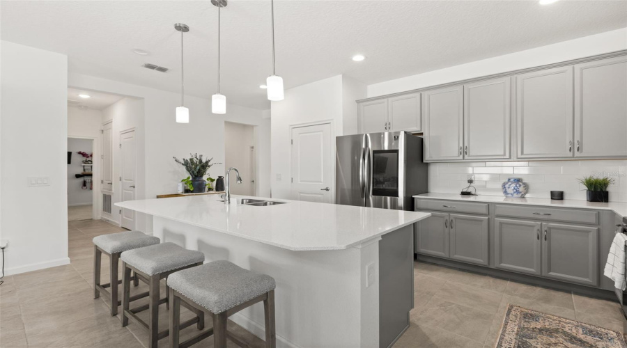Davenport, Florida 33837, 3 Bedroom Bedrooms, ,2 Bathroombathrooms,Residential,For Sale,Rosedale,0,Mfrtb8546303