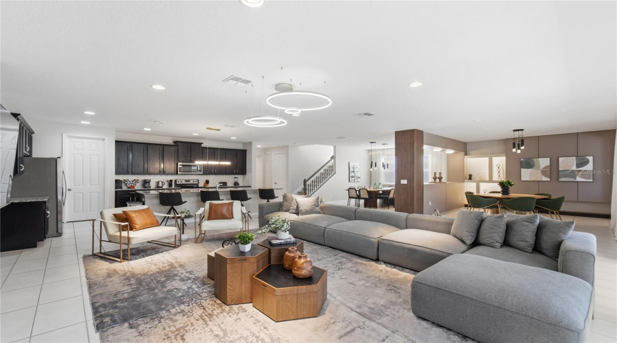 Kissimmee, Florida 34747, 9 Bedroom Bedrooms, ,6 Bathroombathrooms,Residential,For Sale,Sawyer Palm,0,Mfro6385788