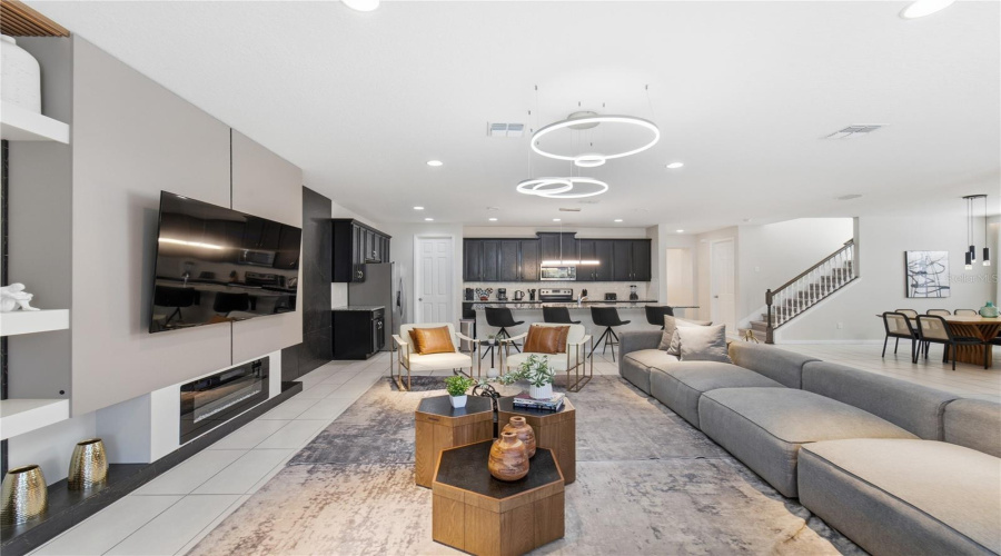 Kissimmee, Florida 34747, 9 Bedroom Bedrooms, ,6 Bathroombathrooms,Residential,For Sale,Sawyer Palm,0,Mfro6385788