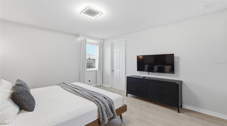 Kissimmee, Florida 34747, 9 Bedroom Bedrooms, ,6 Bathroombathrooms,Residential,For Sale,Sawyer Palm,0,Mfro6385788