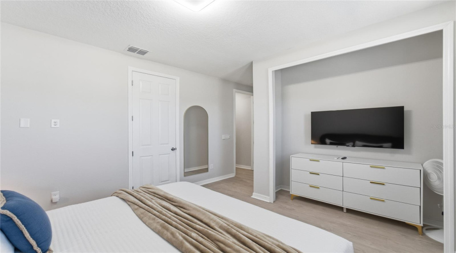 Kissimmee, Florida 34747, 9 Bedroom Bedrooms, ,6 Bathroombathrooms,Residential,For Sale,Sawyer Palm,0,Mfro6385788