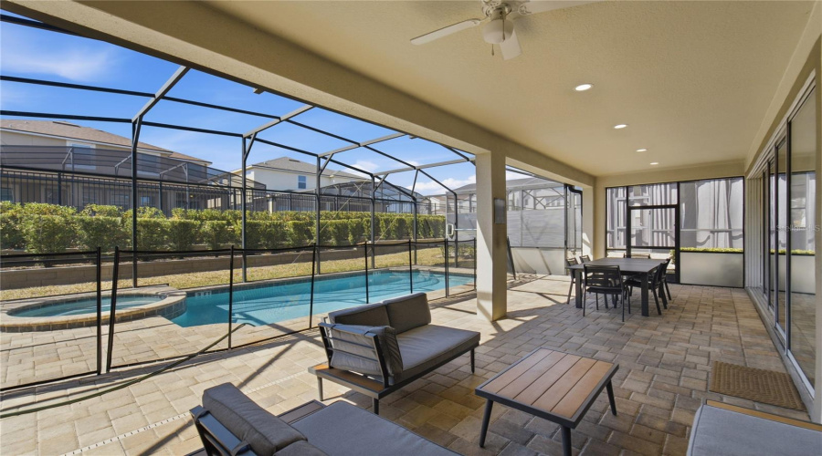 Kissimmee, Florida 34747, 9 Bedroom Bedrooms, ,6 Bathroombathrooms,Residential,For Sale,Sawyer Palm,0,Mfro6385788