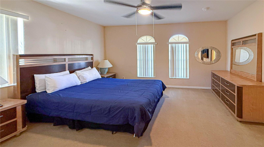 Davenport, Florida 33897, 6 Bedroom Bedrooms, ,4 Bathroombathrooms,Residential,For Sale,Tupelo,0,Mfrs5157226