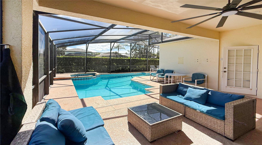 Davenport, Florida 33897, 6 Bedroom Bedrooms, ,4 Bathroombathrooms,Residential,For Sale,Tupelo,0,Mfrs5157226