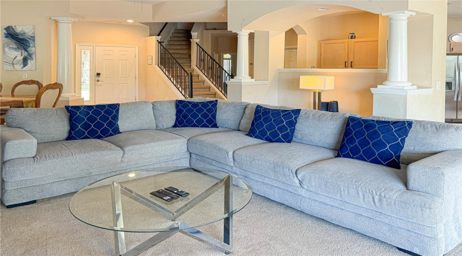 Davenport, Florida 33897, 6 Bedroom Bedrooms, ,4 Bathroombathrooms,Residential,For Sale,Tupelo,0,Mfrs5157226