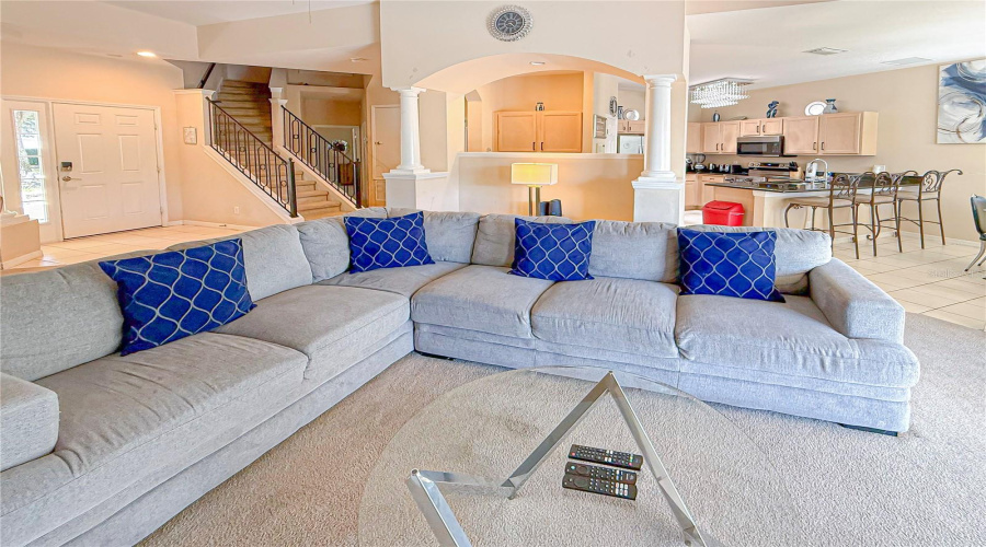 Davenport, Florida 33897, 6 Bedroom Bedrooms, ,4 Bathroombathrooms,Residential,For Sale,Tupelo,0,Mfrs5157226