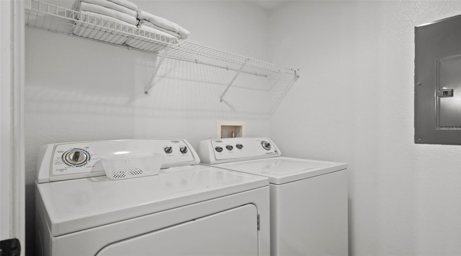 Kissimmee, Florida 34747, 3 Bedroom Bedrooms, ,2 Bathroombathrooms,Residential,For Sale,Bay Lilly,0,Mfro6441925