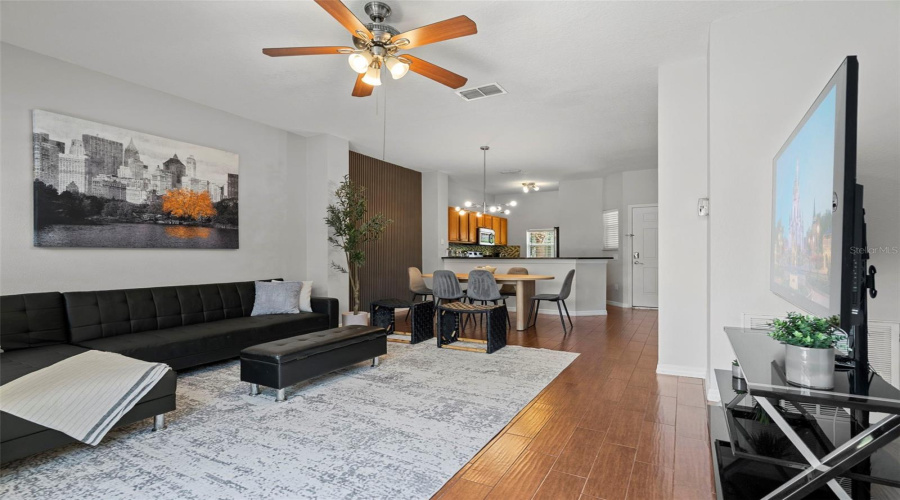 Kissimmee, Florida 34747, 3 Bedroom Bedrooms, ,2 Bathroombathrooms,Residential,For Sale,Bay Lilly,0,Mfro6441925