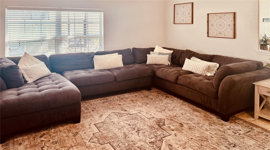 Kissimmee, Florida 34747, 5 Bedroom Bedrooms, ,4 Bathroombathrooms,Residential,For Sale,Cat Palm,0,Mfrs5157355