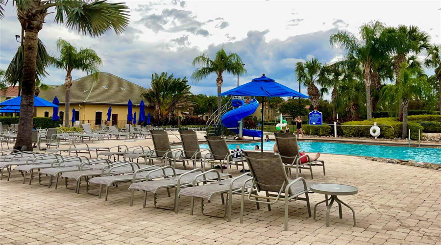 Kissimmee, Florida 34747, 5 Bedroom Bedrooms, ,4 Bathroombathrooms,Residential,For Sale,Cat Palm,0,Mfrs5157355