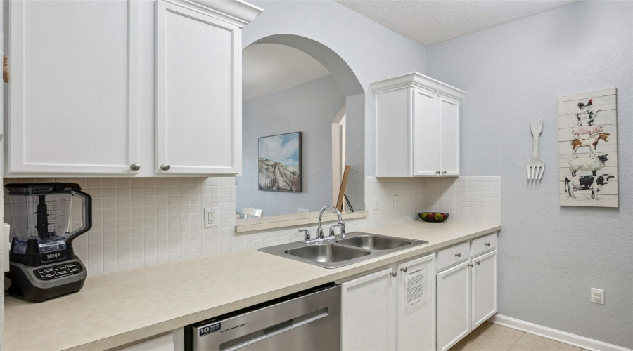 Kissimmee, Florida 34747, 3 Bedroom Bedrooms, ,2 Bathroombathrooms,Residential,For Sale,Comrow,0,Mfrs5157519