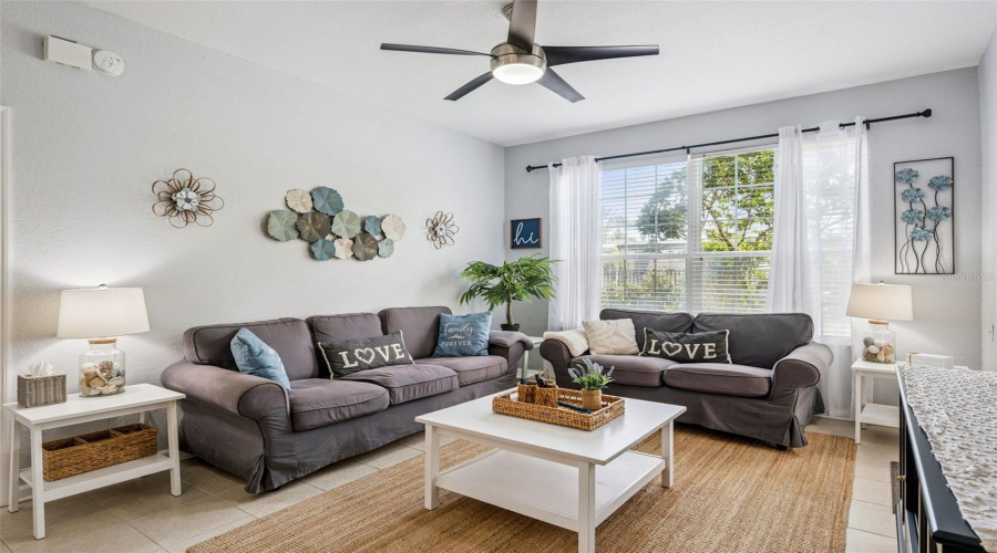 Kissimmee, Florida 34747, 3 Bedroom Bedrooms, ,2 Bathroombathrooms,Residential,For Sale,Comrow,0,Mfrs5157519