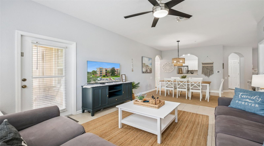 Kissimmee, Florida 34747, 3 Bedroom Bedrooms, ,2 Bathroombathrooms,Residential,For Sale,Comrow,0,Mfrs5157519