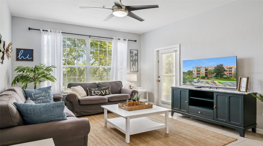 Kissimmee, Florida 34747, 3 Bedroom Bedrooms, ,2 Bathroombathrooms,Residential,For Sale,Comrow,0,Mfrs5157519