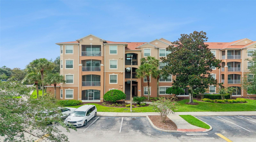 Kissimmee, Florida 34747, 3 Bedroom Bedrooms, ,2 Bathroombathrooms,Residential,For Sale,Comrow,0,Mfrs5157519