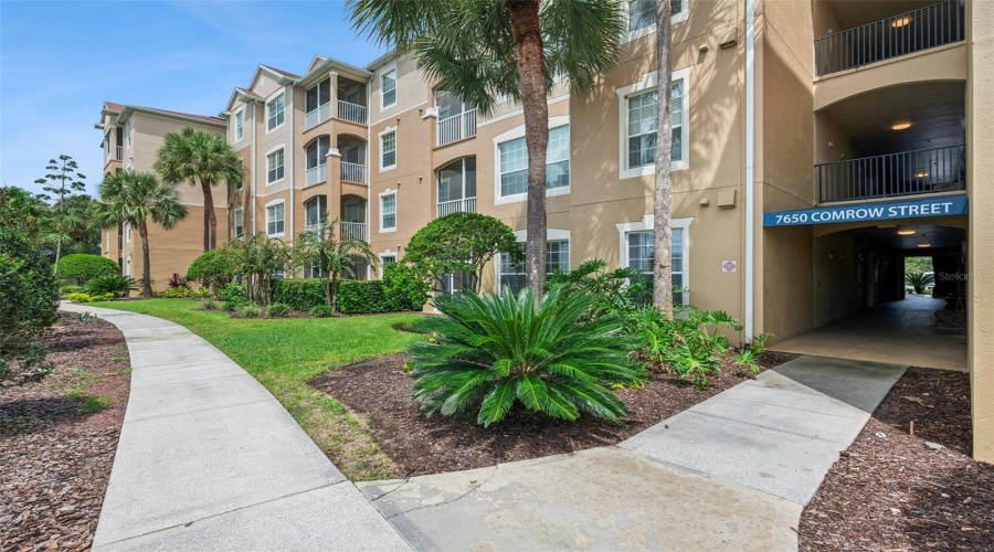 Kissimmee, Florida 34747, 3 Bedroom Bedrooms, ,2 Bathroombathrooms,Residential,For Sale,Comrow,0,Mfrs5157519