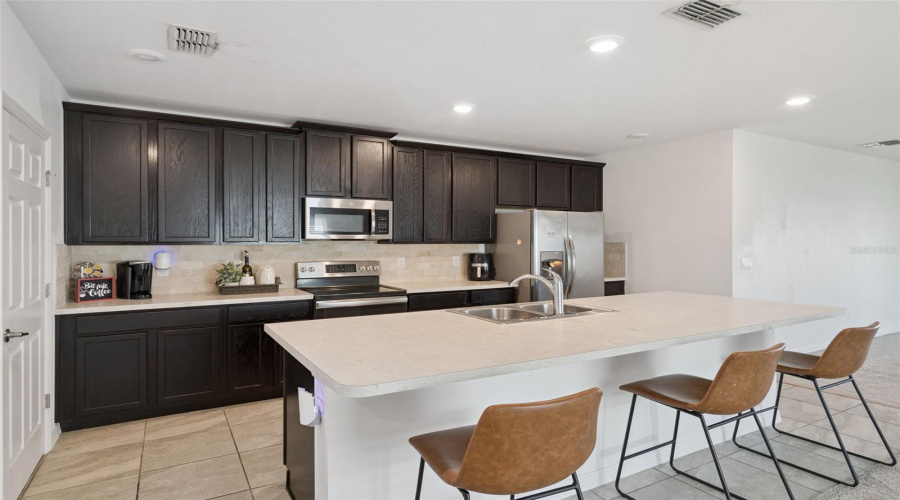 Davenport, Florida 33837, 4 Bedroom Bedrooms, ,2 Bathroombathrooms,Residential,For Sale,Campo,0,Mfrs5157402