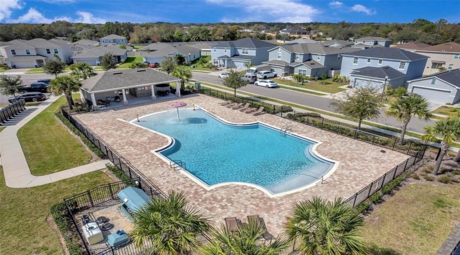 Davenport, Florida 33837, 4 Bedroom Bedrooms, ,2 Bathroombathrooms,Residential,For Sale,Campo,0,Mfrs5157402