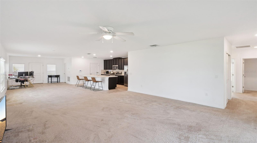 Davenport, Florida 33837, 4 Bedroom Bedrooms, ,2 Bathroombathrooms,Residential,For Sale,Campo,0,Mfrs5157402