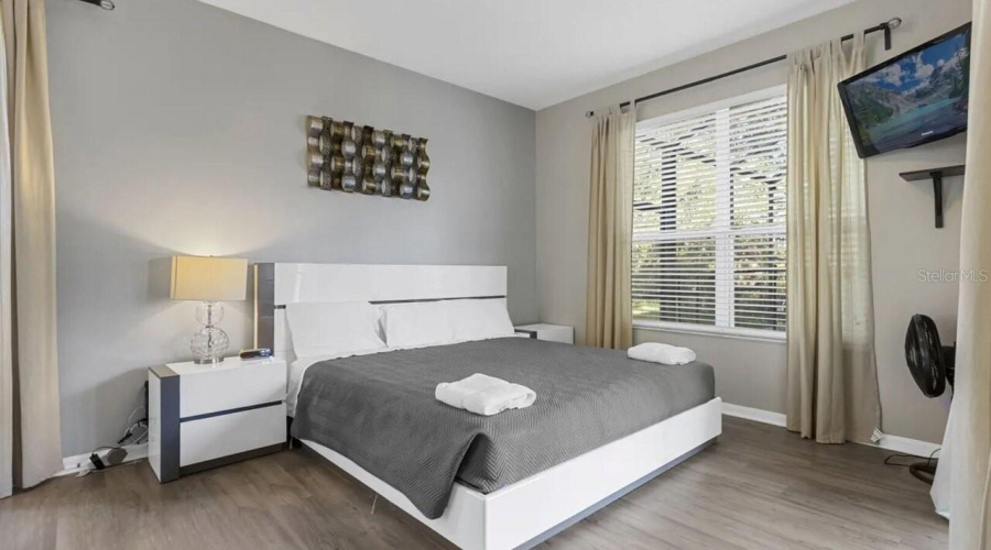 Kissimmee, Florida 34747, 7 Bedroom Bedrooms, ,5 Bathroombathrooms,Residential,For Sale,La Isla,0,Mfrs5157624